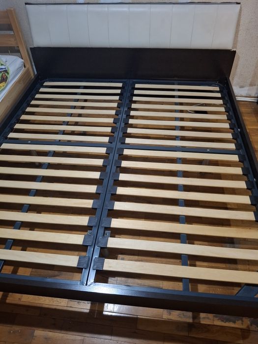 Продавам използвано  легло