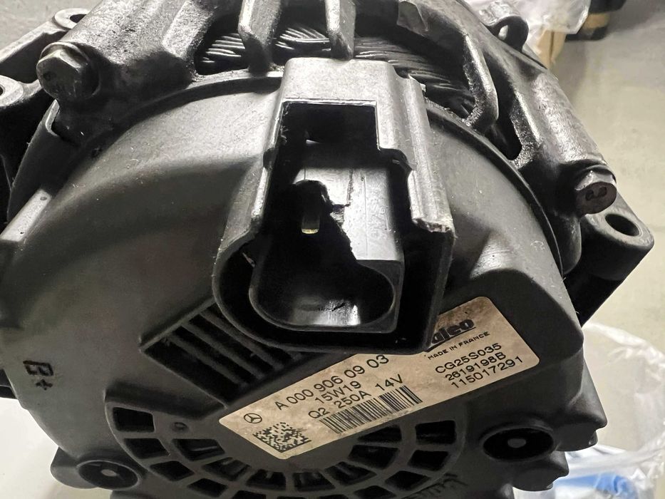 Mercedes Алтернатор/Динамо 350Д 258КС GLE,GL, GLS