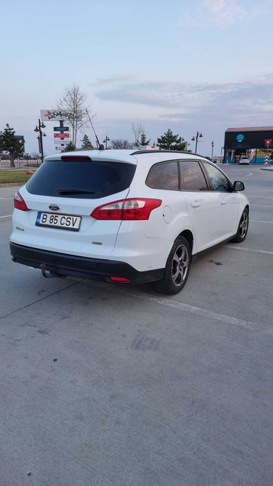 FORD Focus 2012 — imagine 5