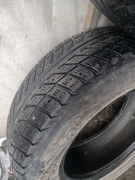 Продам шины.Зимние без шипов.В хорошем состоянии.