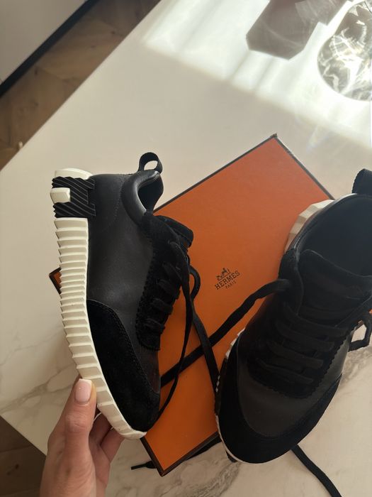 Обувки Hermes      .