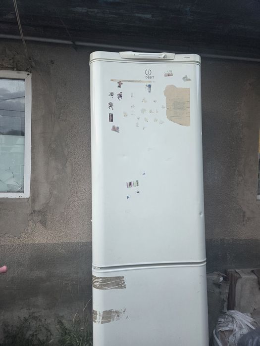 Продам холодильник