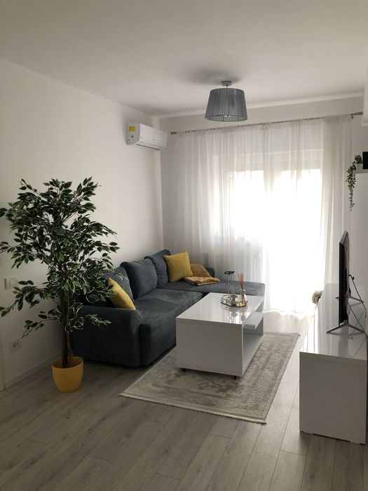 Inchiriez apartament  cu 2 camere in cartierul Luceafarul