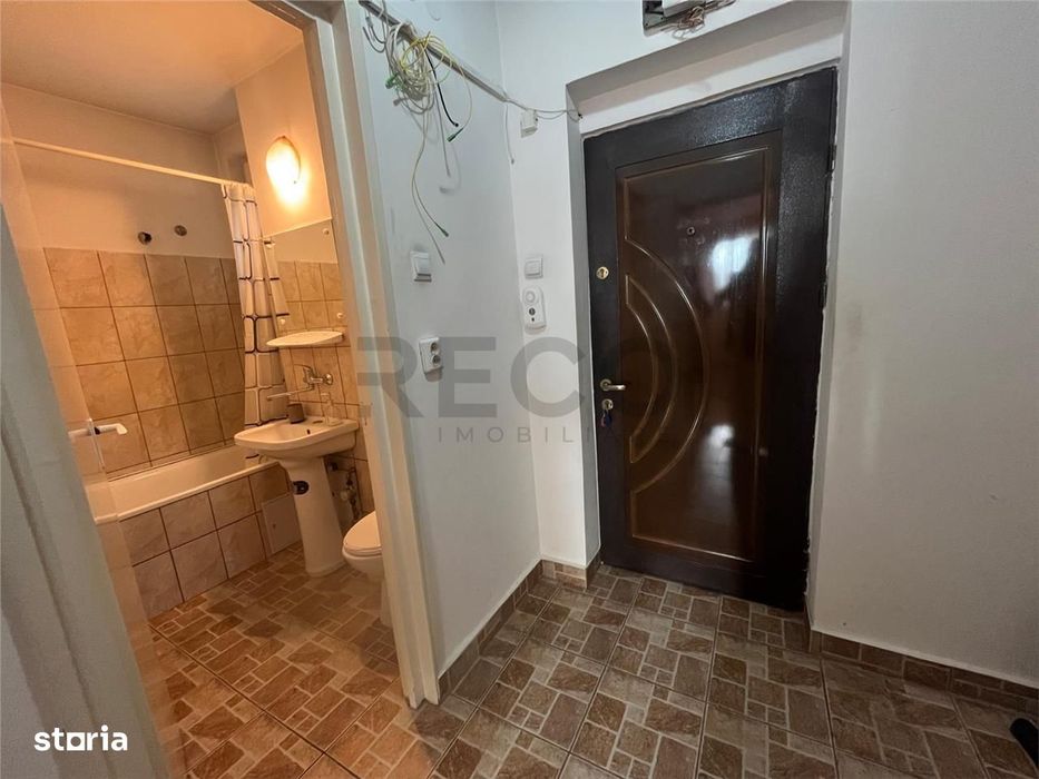 RECO Apartament cu o camera Oradea -Cantemir etaj 3