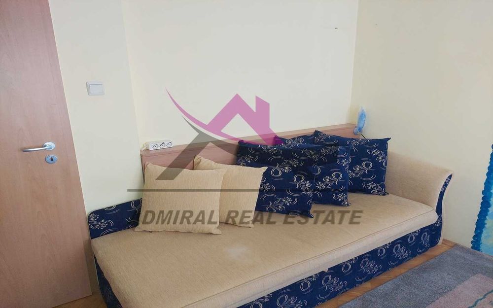 Три отделни стаи -Аспарухово