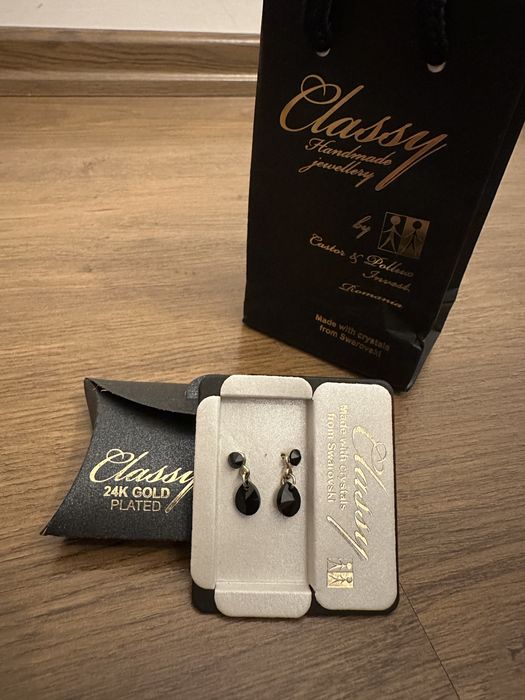 Cercer placati cu aur si pietre Swarovski