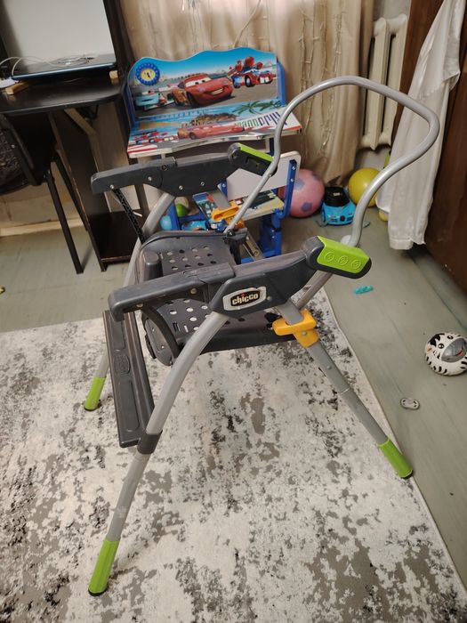 Стульчик детский  Chicco