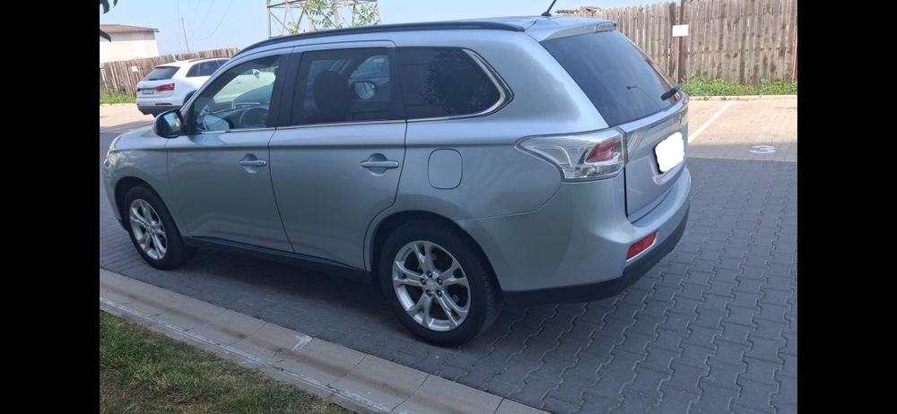 MITSUBISHI Outlander 2013 — imagine 3