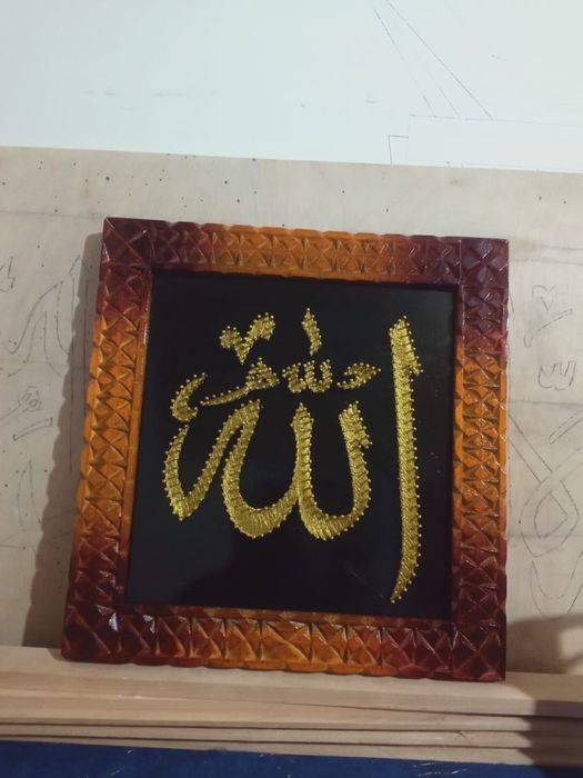 Картина в технике String Art