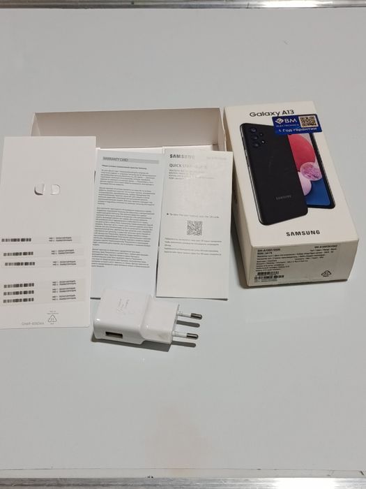 Samsung A 13 sotiladi.