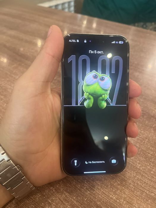 Apple 16 pro titan 128