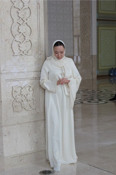 Платья на никах