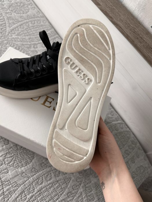 Кецове Guess