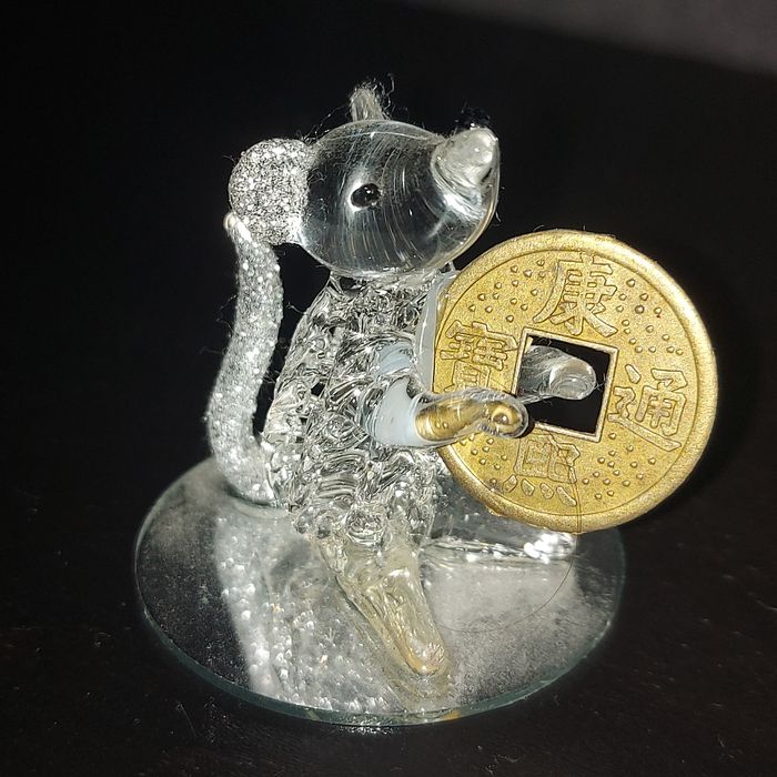 Стъклени и керамични сувенири