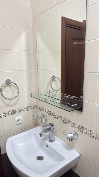 Продам бу унитаз и раковину