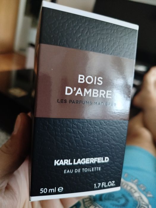 Parfum bărbătesc