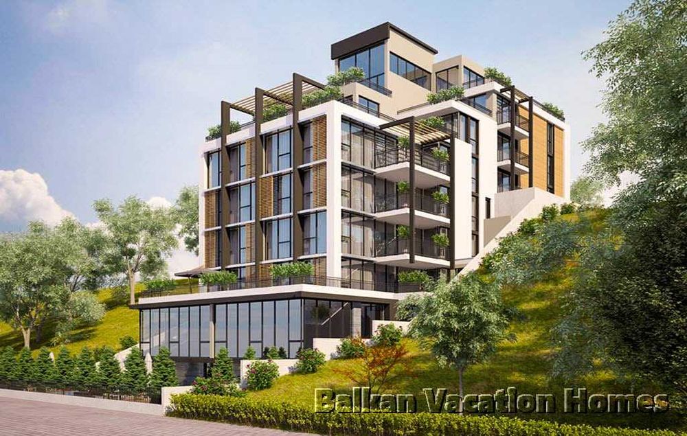 Spacious three-room luxurious apartment on the beach in Obzor