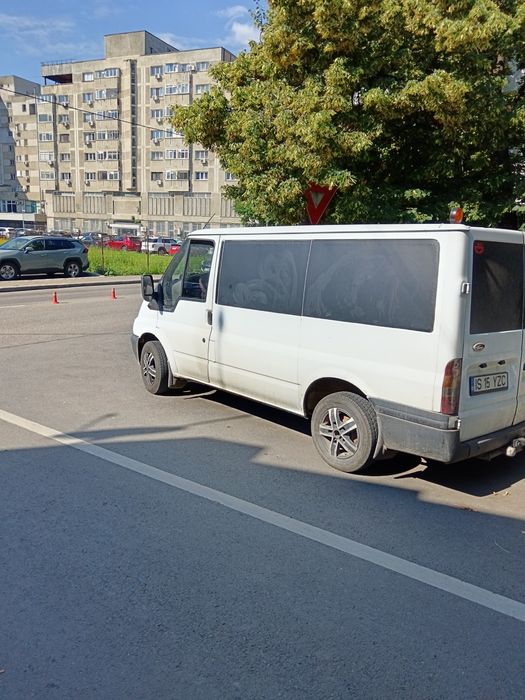 Ford Tranzit din 2005 motor 2000