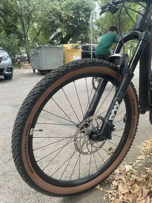 Продавам две гуми на schwalbe smart sam 27,5
