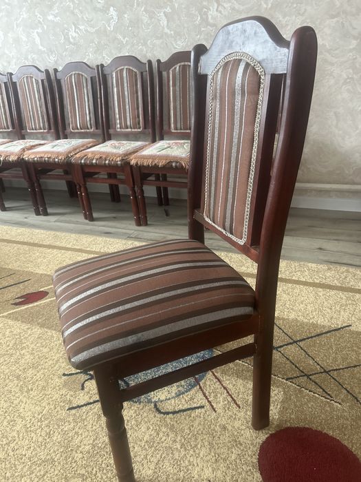 Б/у Стулья 12 штук