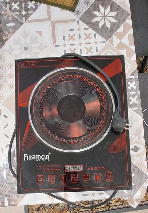 Продаю газ.плита б/у