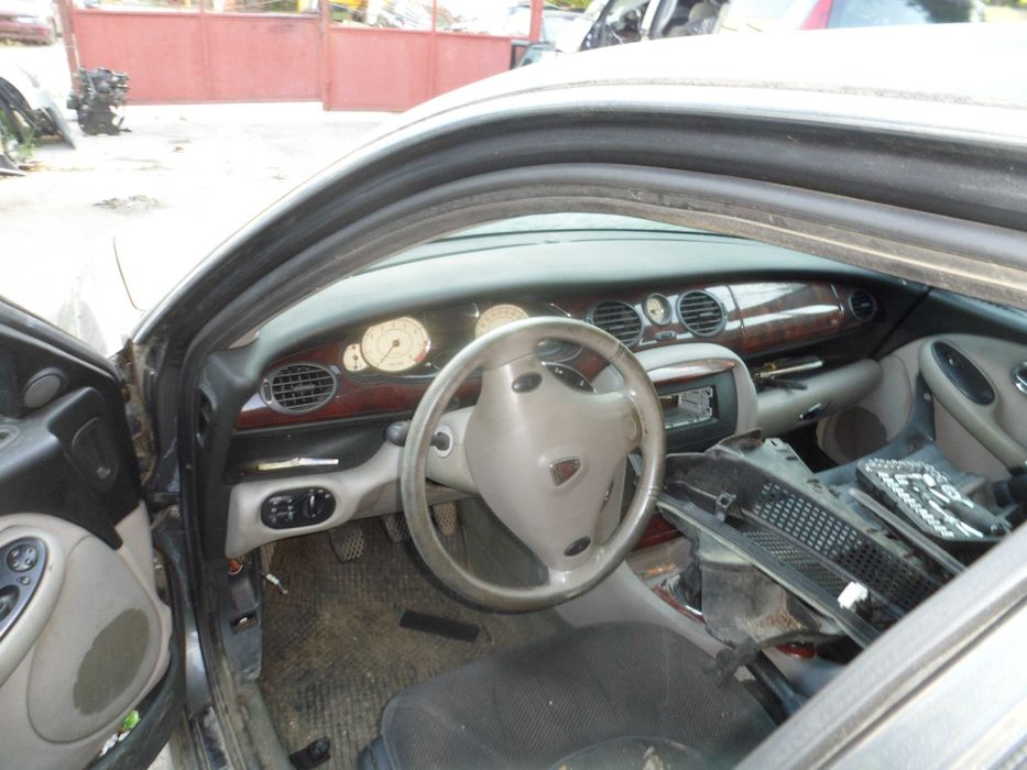 Роувър 75 2.5 В 6 бензин 177 к.с. 2001 год.Само на части