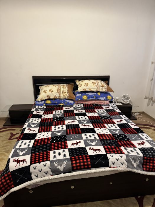 Vand mobilier, pret negociabil.