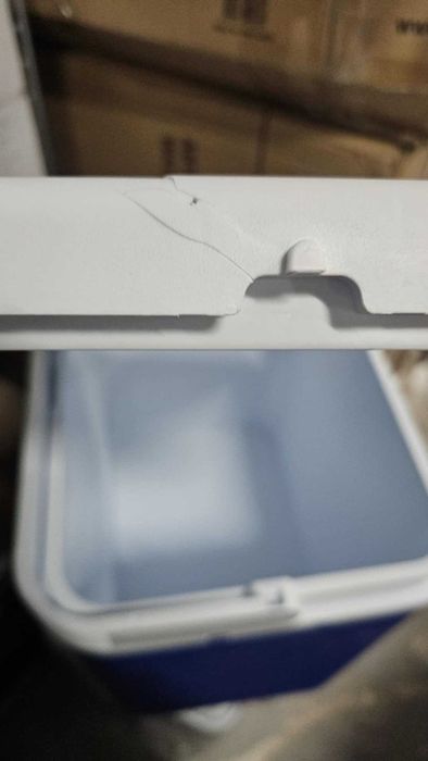 Хладилна кутия, пасивна, 30 литра, ТРАНСПОРТЕН ДЕФЕКТ