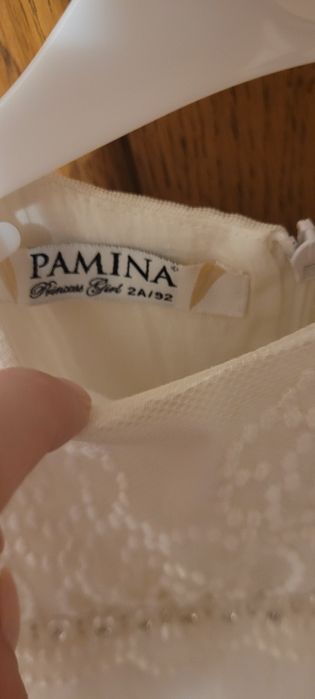 Продам платье на 2 года.