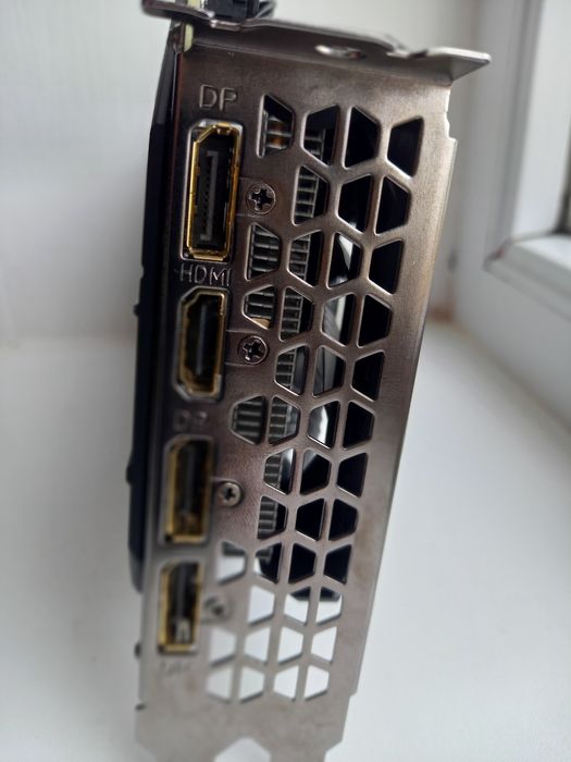 Gtx 1660 super 6 gb ( gigabyte)