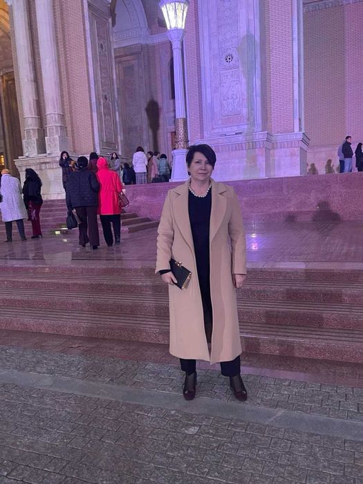 преподаю итальянский язык для начинающих, опыт более пяти лет