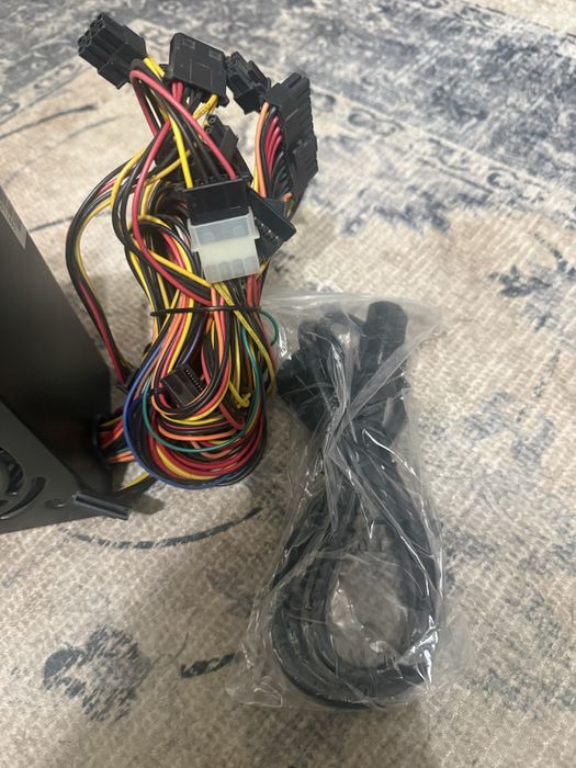 Продам Блок питания