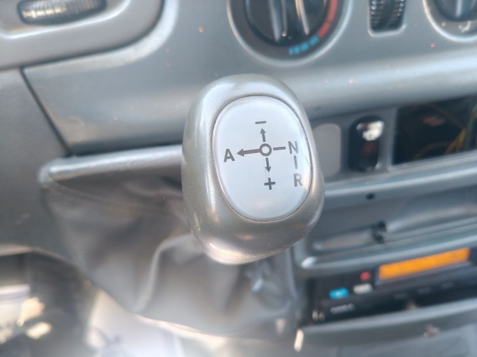 Mercedes-Benz Sprinter 311 CDI – САМОСВАЛ | Автомат | Двойна кабина | 2004 г.