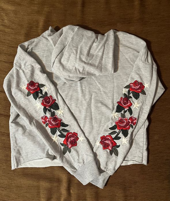 Всичко по 10 и 15лв - дамски блузи