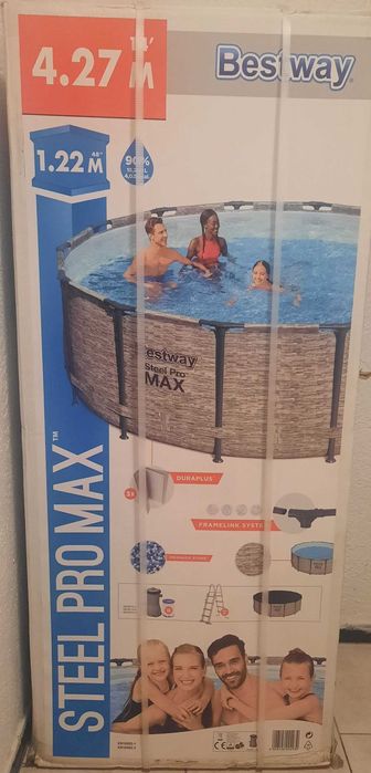 Piscina supraterane