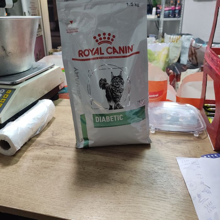 Роял канин за котки диабетик