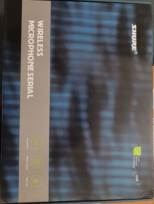 Продаёться комплект микрофоны Shure
