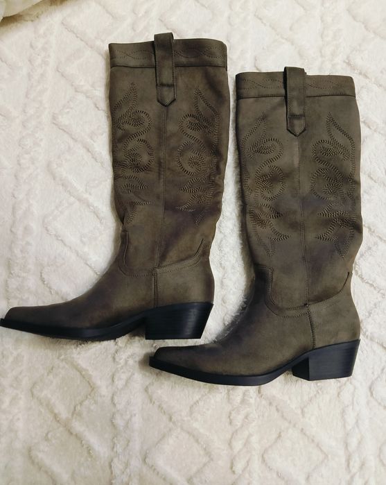 Продам совершено новую обувь!