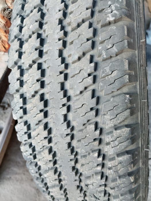 Продам резину 185/75/r16
