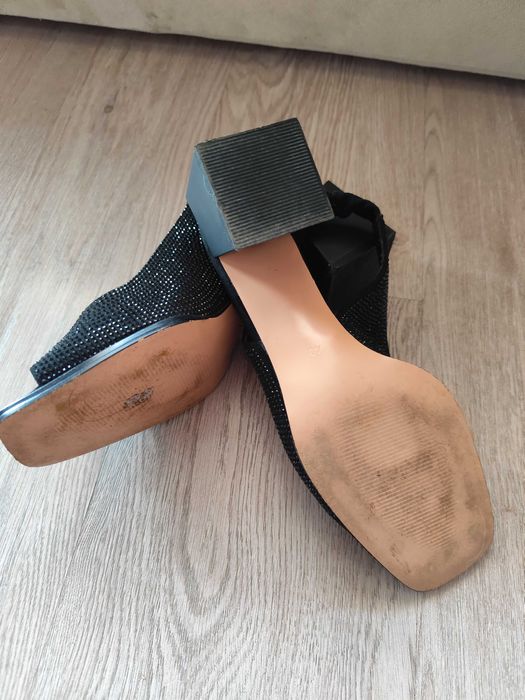 Дамски обувки от естествена кожа