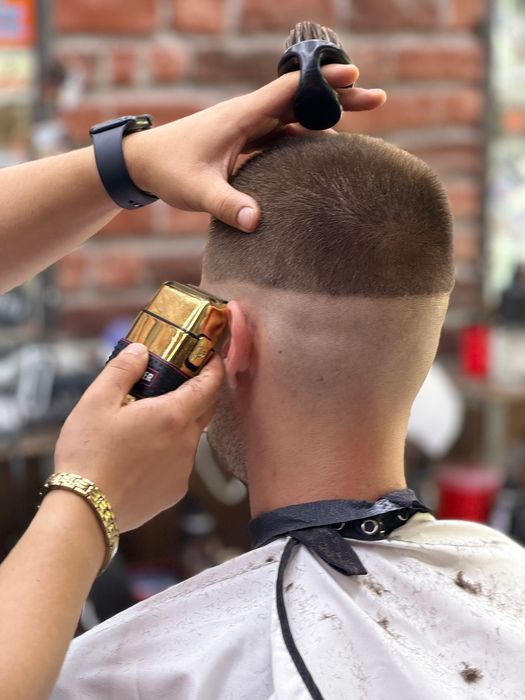 Търсим модели за безплатно мъжко подстригване | BRADAO Barbering School – Бургас