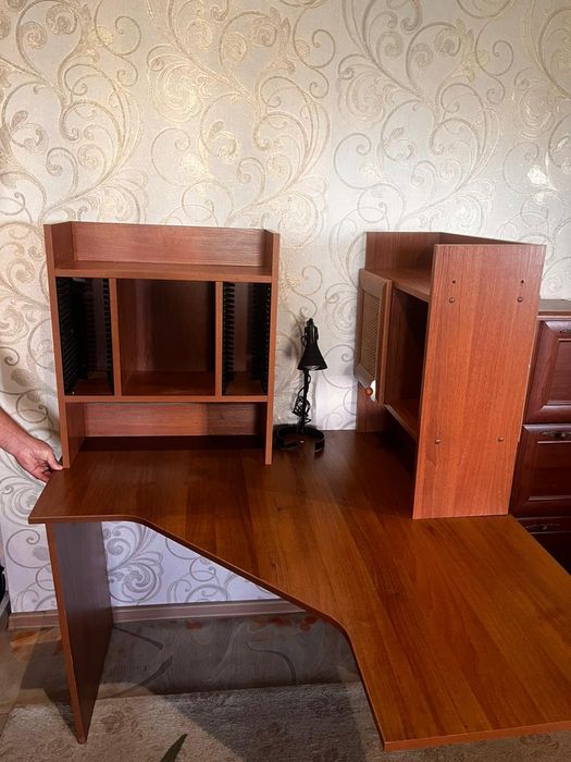 Продам стол письменный угловой компьютерный трансформер