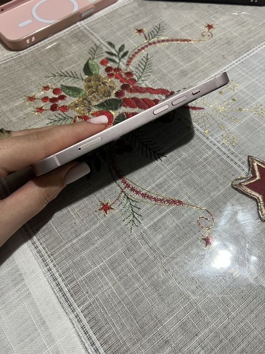 Iphone 13 pink ca nou