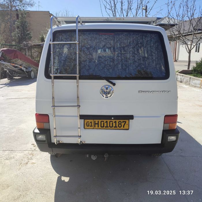 Микроавтобус VOLKSWAGEN T4