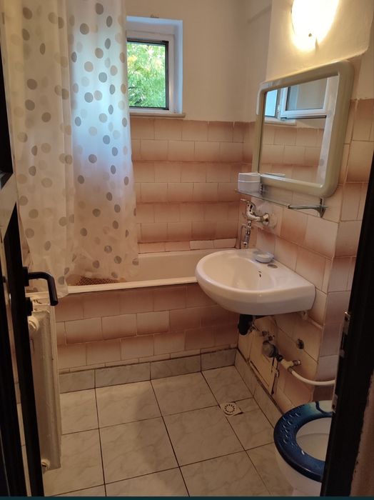 Vand apartament 2 camere