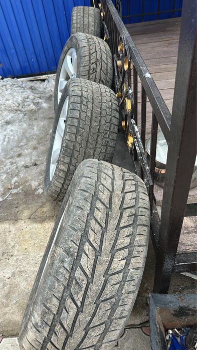 Колесо Тайота 200