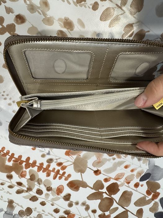 Дамска Портмоне Guess оригинално