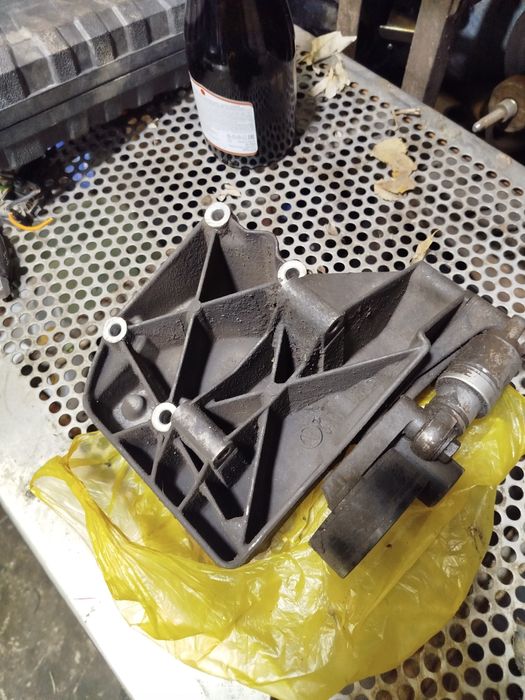 Кронштейн кондиционера BMW m50