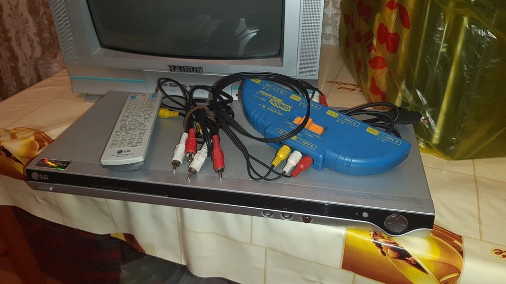 Продам телевизор