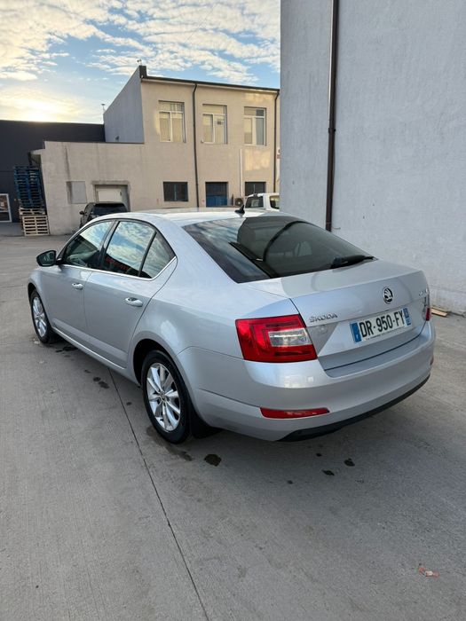 Vând Skoda Octavia 3 Mega Full
